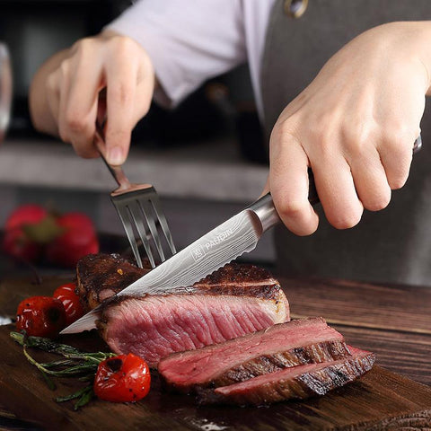 The Hero of the Dinner Table: Why a Good Steak Knife Matters